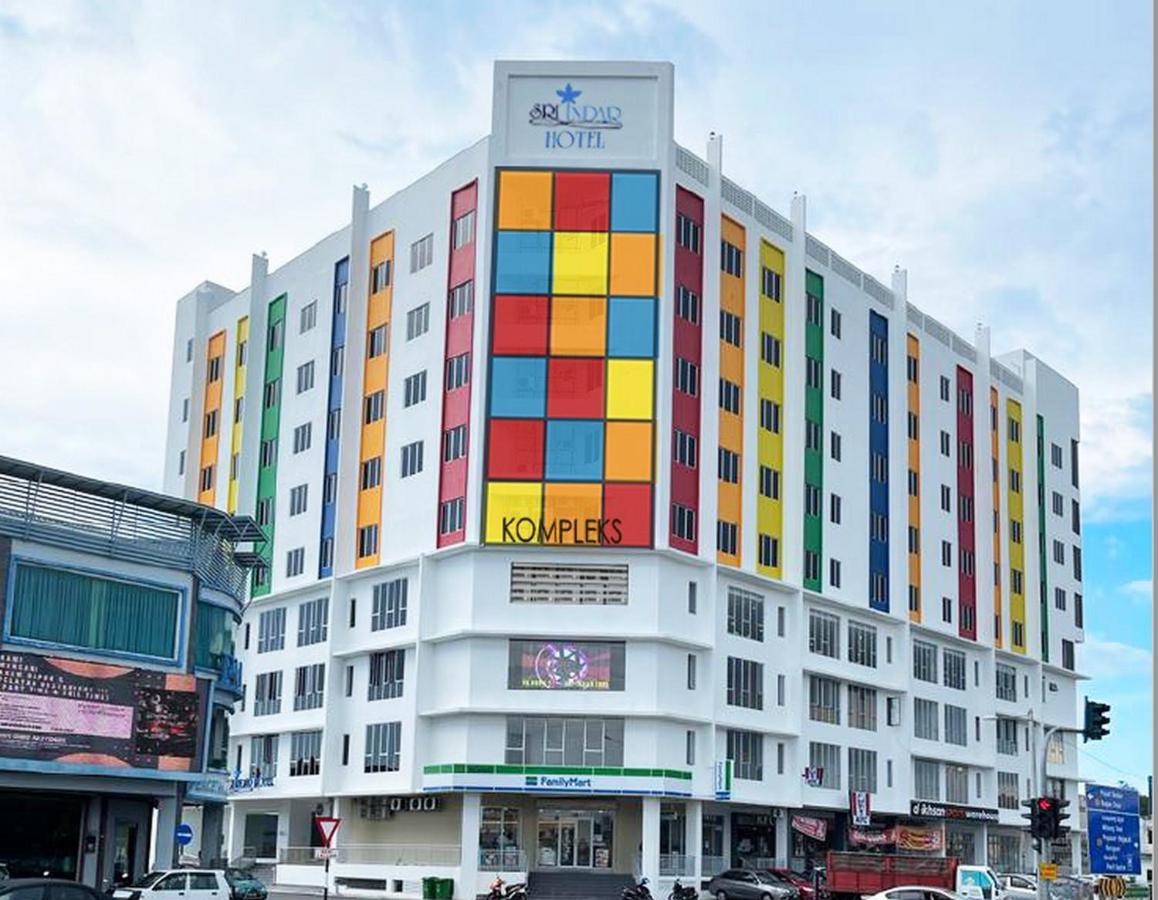 Sri Indar Hotel & Suites Parit Buntar Esterno foto
