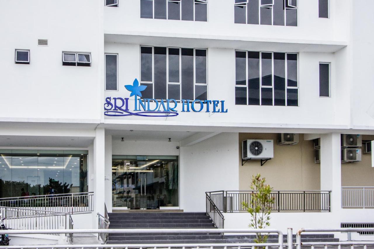 Sri Indar Hotel & Suites Parit Buntar Esterno foto